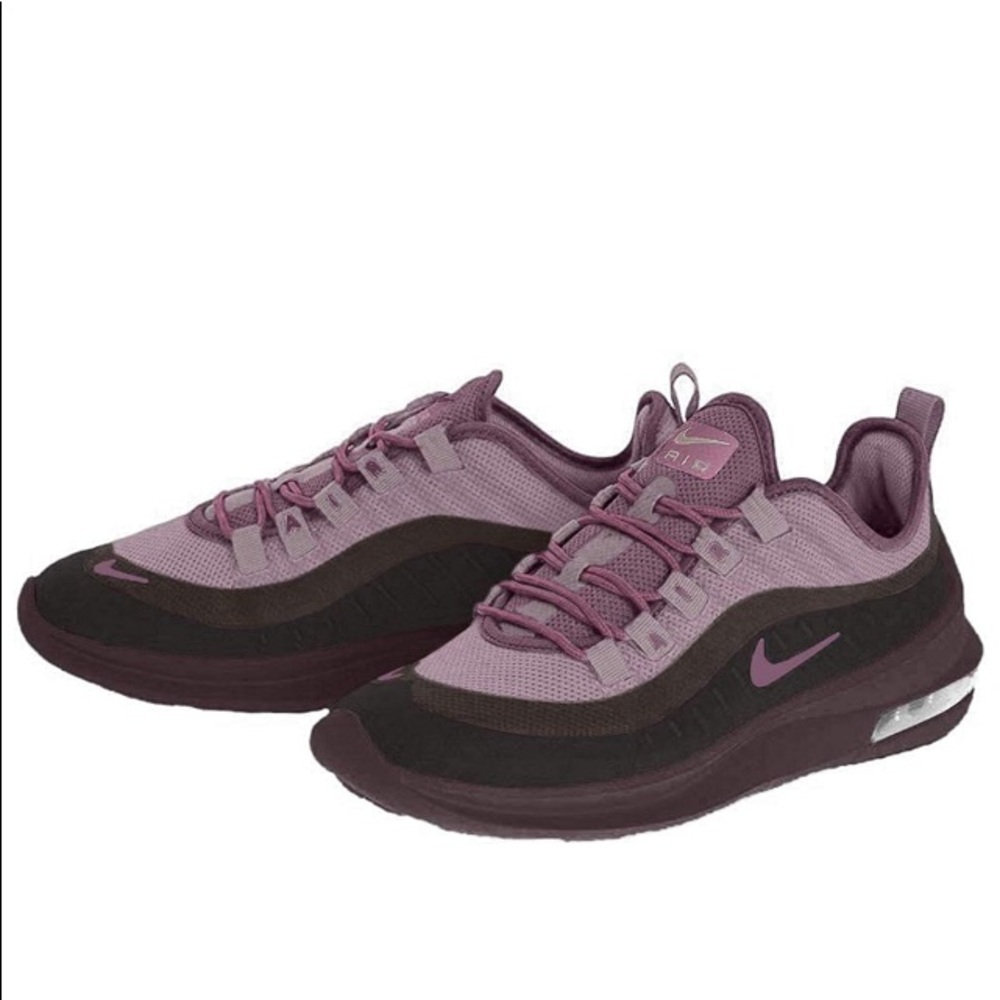 Nike Air Max Axis running shoes in Plum and purple